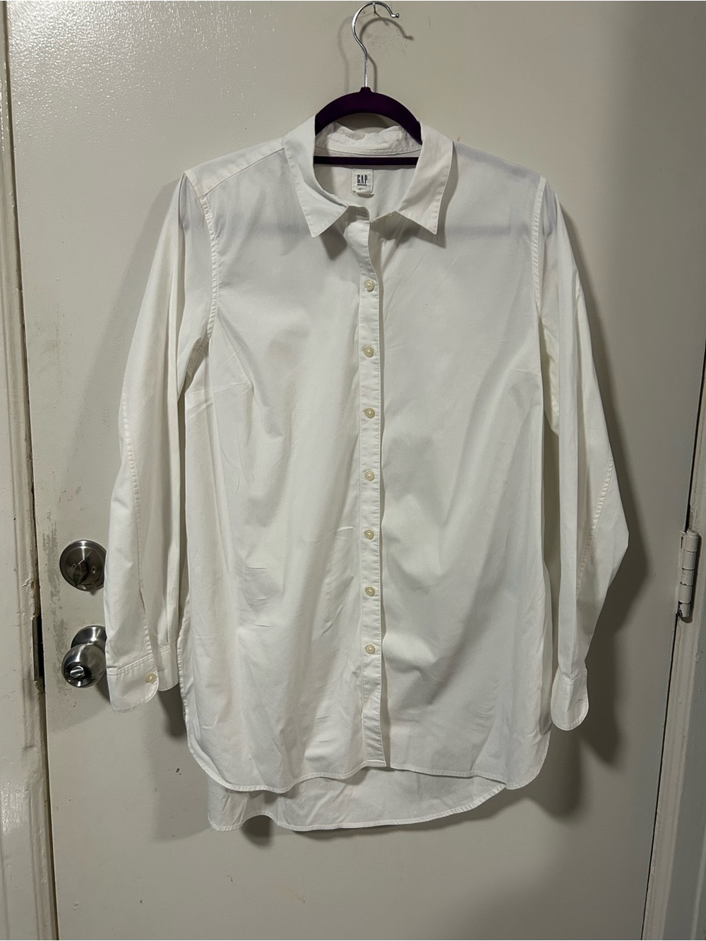 GAP maternity Crisp White shirt size M